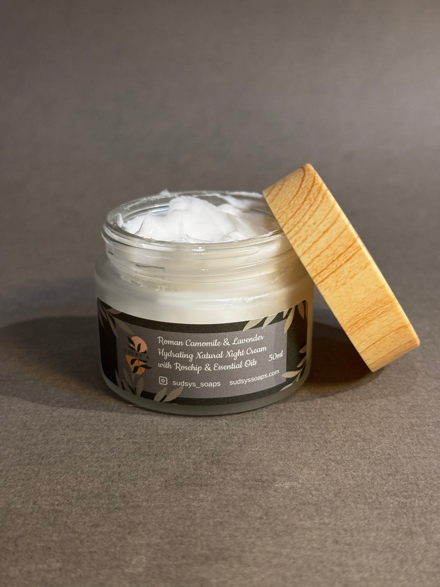 Moisturising Night Cream with Roman Camomile & Melissa Balm Oil
